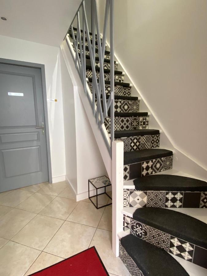 Bed and Breakfast Aux Charmes 1 Isques Zewnętrze zdjęcie